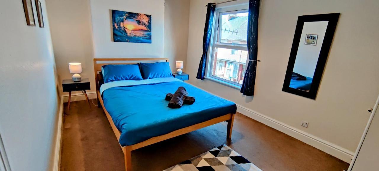 Villa Rhubarb Terrace On The Coast - Sleeps 1-6 Colwyn Bay Exterior foto
