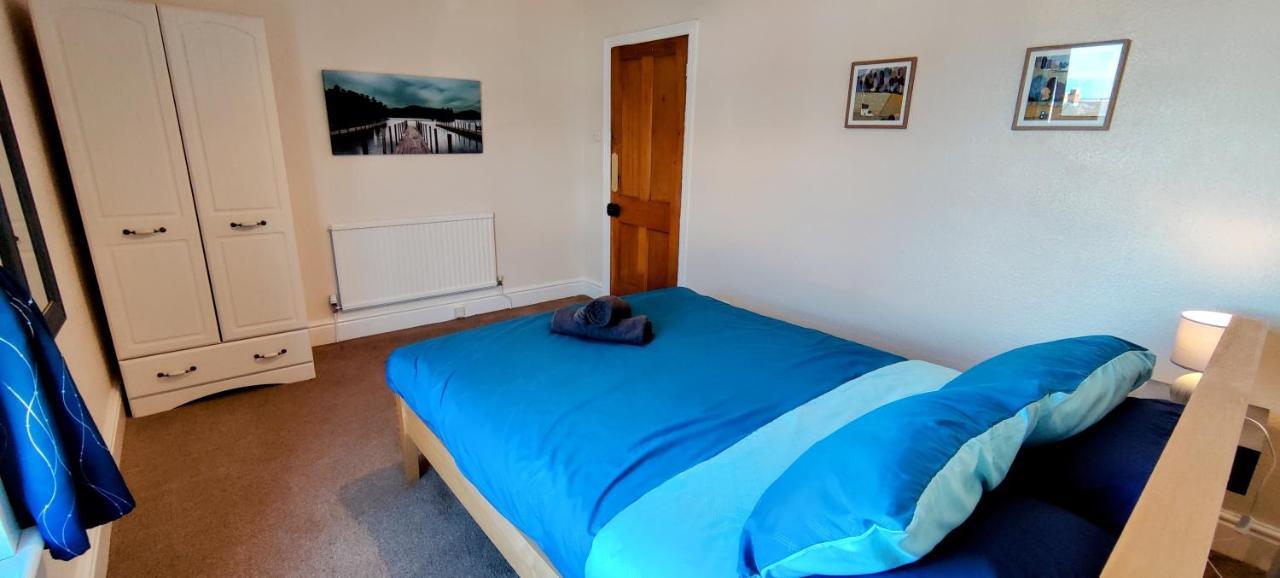 Villa Rhubarb Terrace On The Coast - Sleeps 1-6 Colwyn Bay Exterior foto