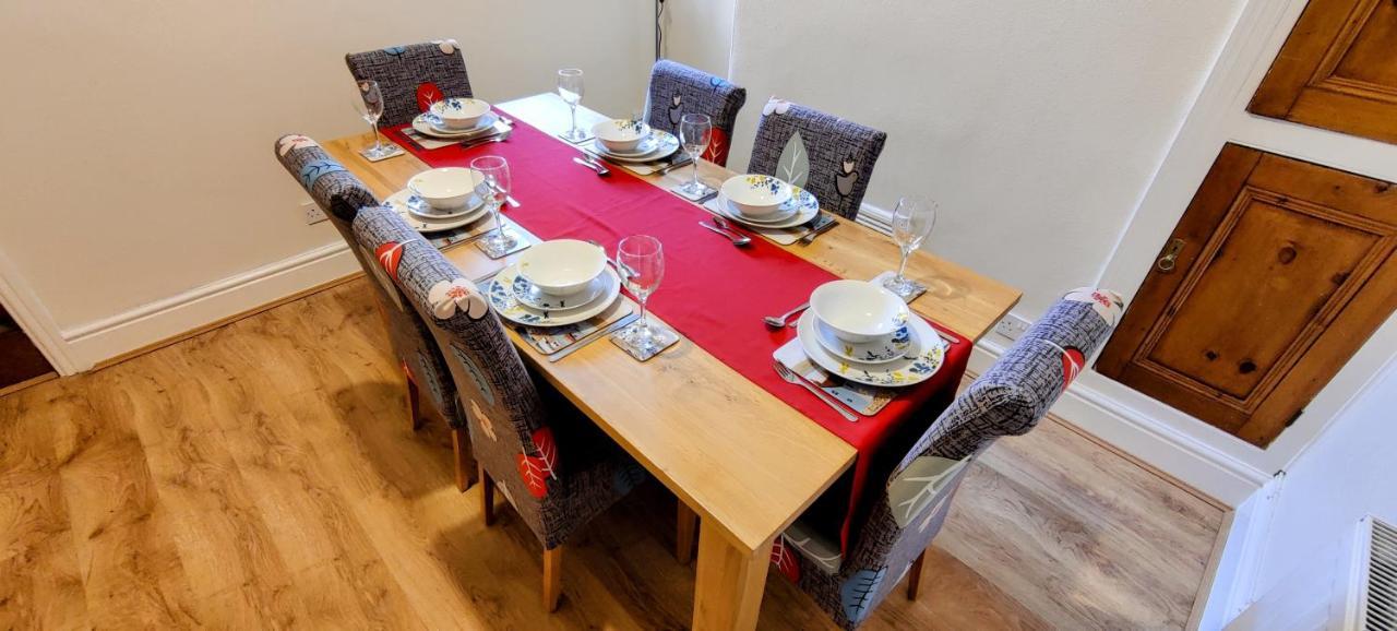 Villa Rhubarb Terrace On The Coast - Sleeps 1-6 Colwyn Bay Exterior foto